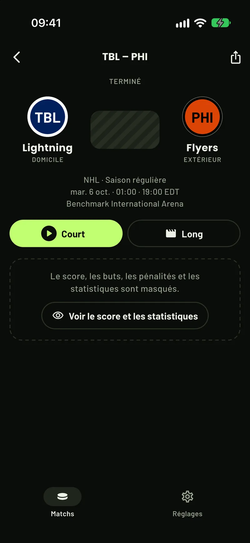 La page d’un match NHL dans ScoreCover : score, buts et statistiques masqués derrière le bouton « Voir le score et les statistiques »